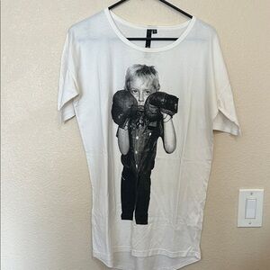 Graphic T-Shirt - White